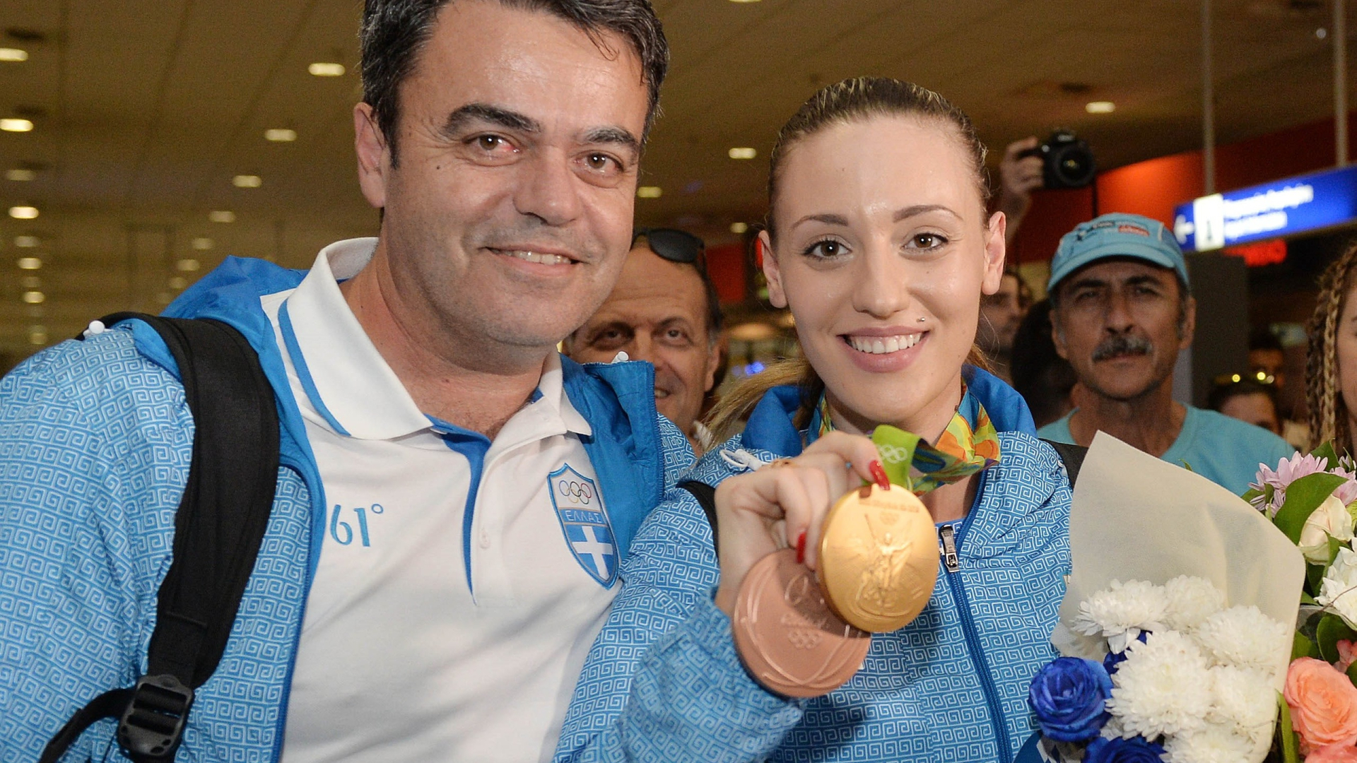 Ρίο 2016: Τρελή αποθέωση στην άφιξη της Κορακάκη! (photos)