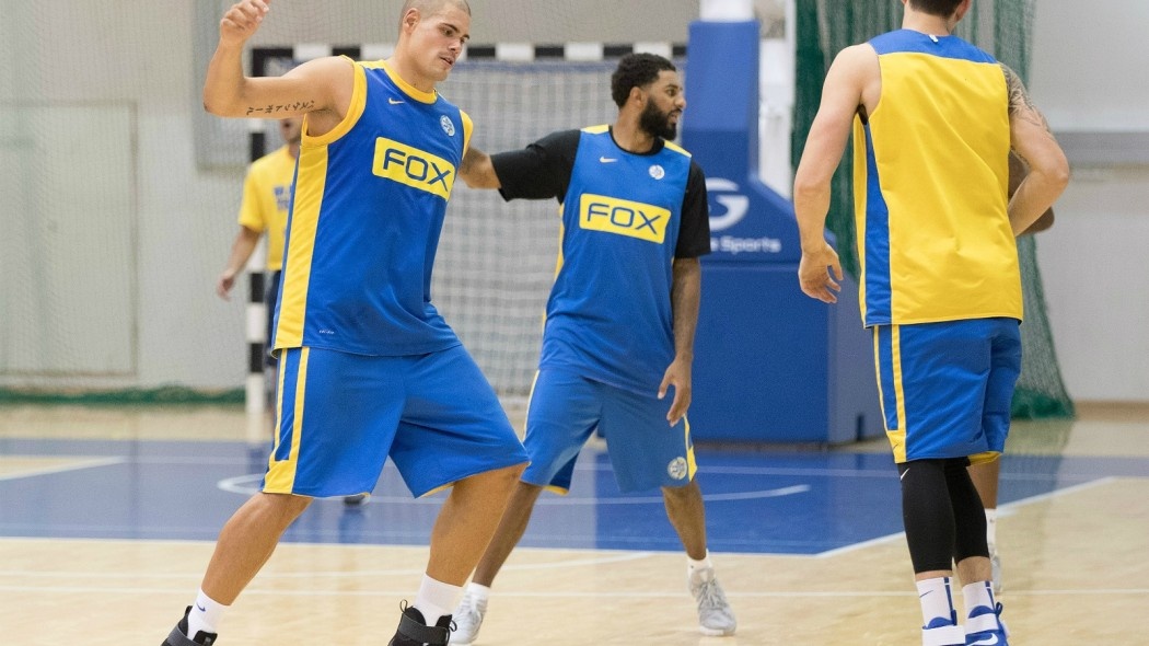 «Πρώτη» με όνειρα για τη Μακάμπι! (photos)