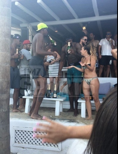 Το… καίνε στη Μύκονο ΝτεΆντρε και Ντουράντ! (photos+video)