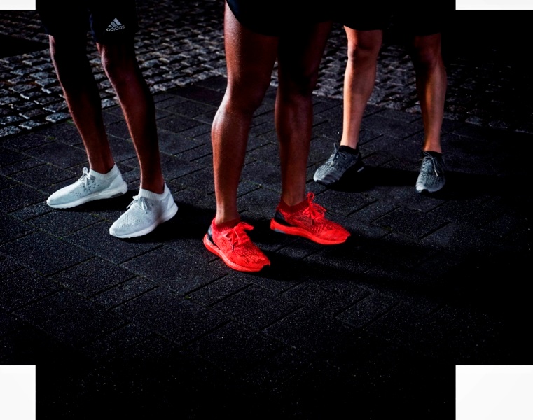 H adidas αλλάζει την εικόνα του τρεξίματος με δύο νέες εκδόσεις UltraBOOST, τα UltraBOOST Uncaged with Colour και τα UltraBOOST Metallic Pack