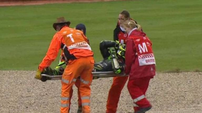 Moto GP: Απίστευτο ατύχημα στο Σίλβερστοουν (photos+videos)