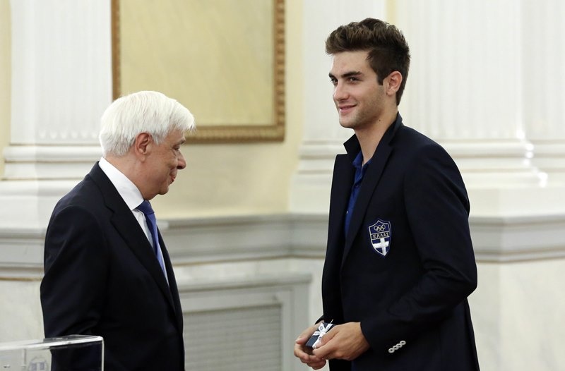 Στον Πρόεδρο της Δημοκρατίας Κορακάκη και Ολυμπιονίκες (photos)