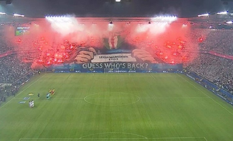 Το απίστευτο coreo των οπαδών της Λέγκια (video, photos)