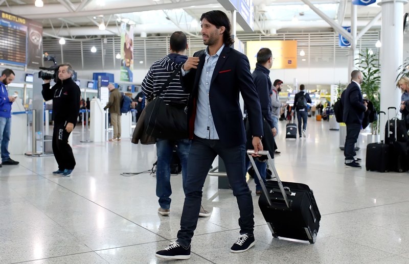 Ολυμπιακός: Έφυγε για Καζακστάν (photos)