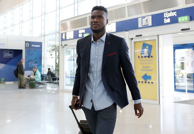 Ολυμπιακός: Έφυγε για Καζακστάν (photos)