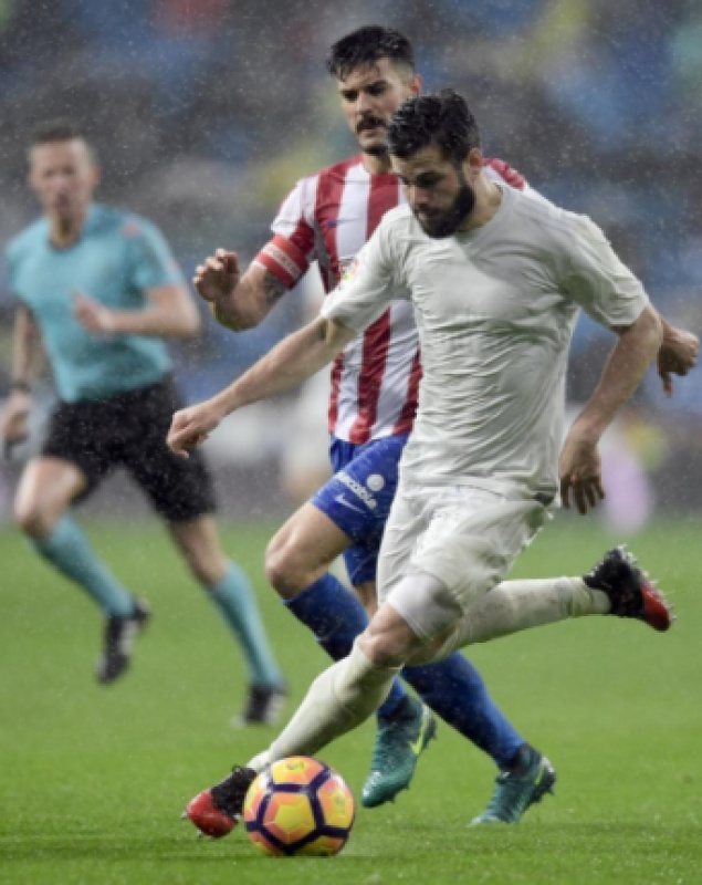 Δεν υπάρχει: Ξέβαψαν οι εμφανίσεις της Ρεάλ από την βροχή! (photos)