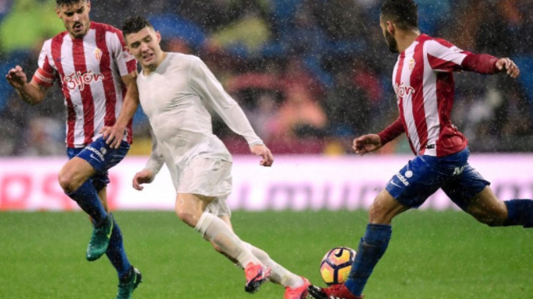 Δεν υπάρχει: Ξέβαψαν οι εμφανίσεις της Ρεάλ από την βροχή! (photos)