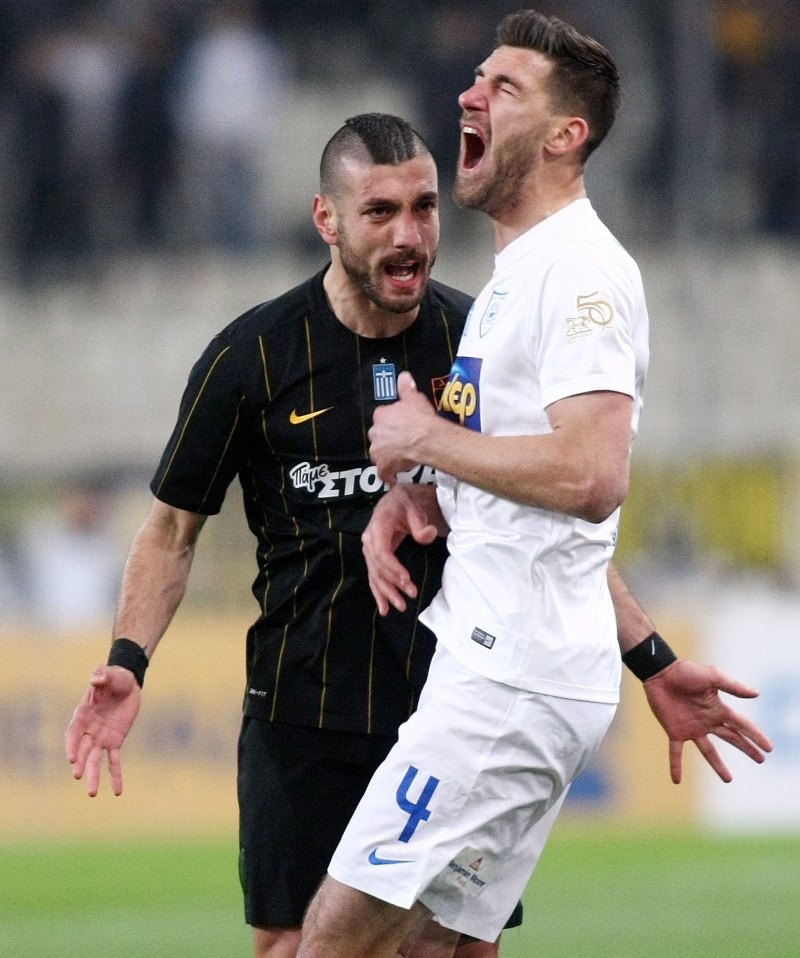 Καρέ-καρέ η κουτουλιά αλά Ζιντάν του Αραβίδη! (photos)