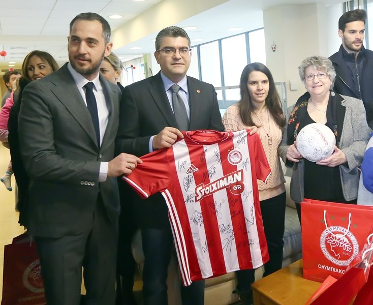 Ολυμπιακός: Συνεχίζει να στηρίζει την «Φλόγα» (photos+video)