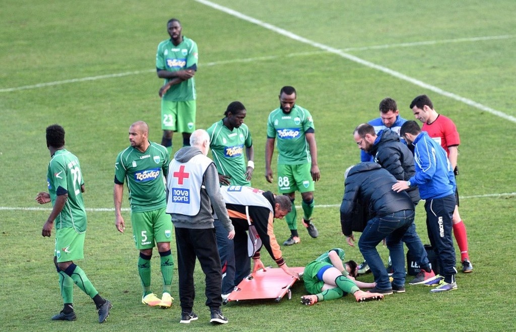 Ο σοκαριστικός τραυματισμός του Μουλόπουλου