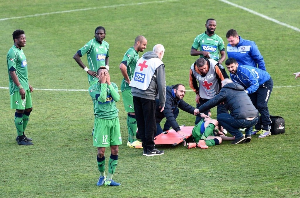 Ο σοκαριστικός τραυματισμός του Μουλόπουλου