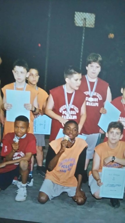 Ο Αντετοκούμπο έγινε γκράφιτι στο γήπεδο του Τρίτωνα