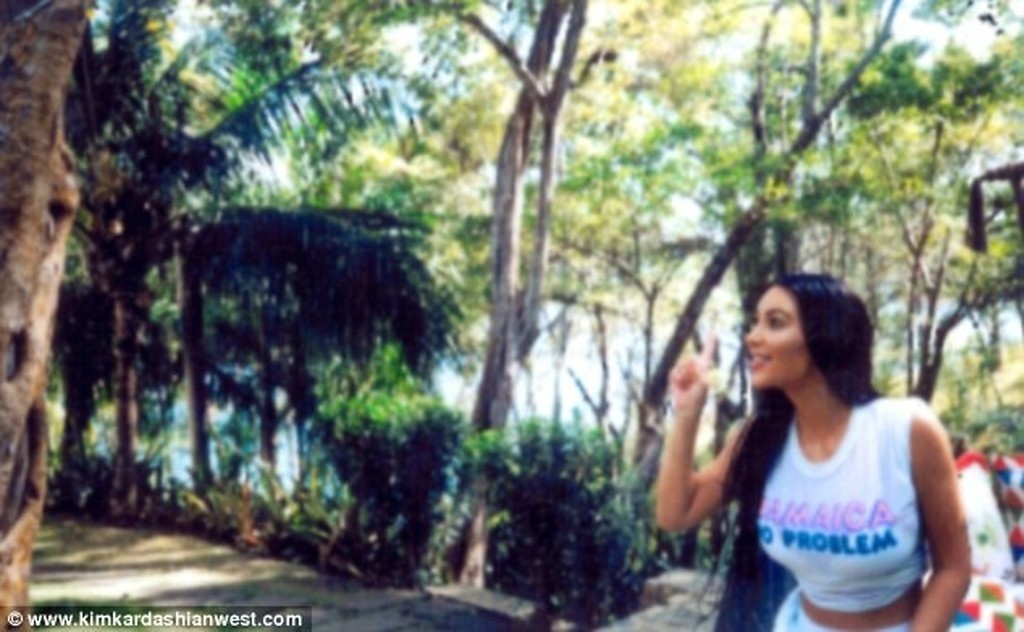 Δροσερή και… υγρή η πασίγνωστη τηλεπερσόνα