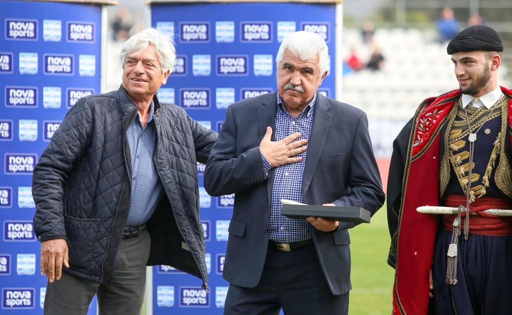 Βράβευσε τον Παράσχο ο Πλατανιάς