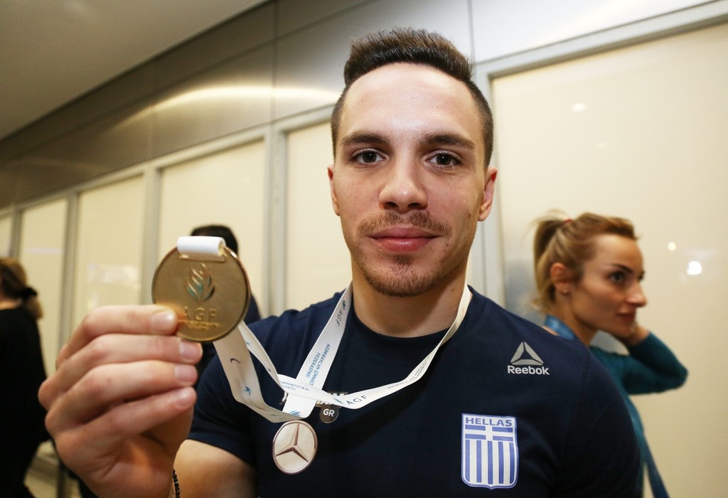 Η άφιξη των Πετρούνια και Μιλλούση στην Ελλάδα (photos)