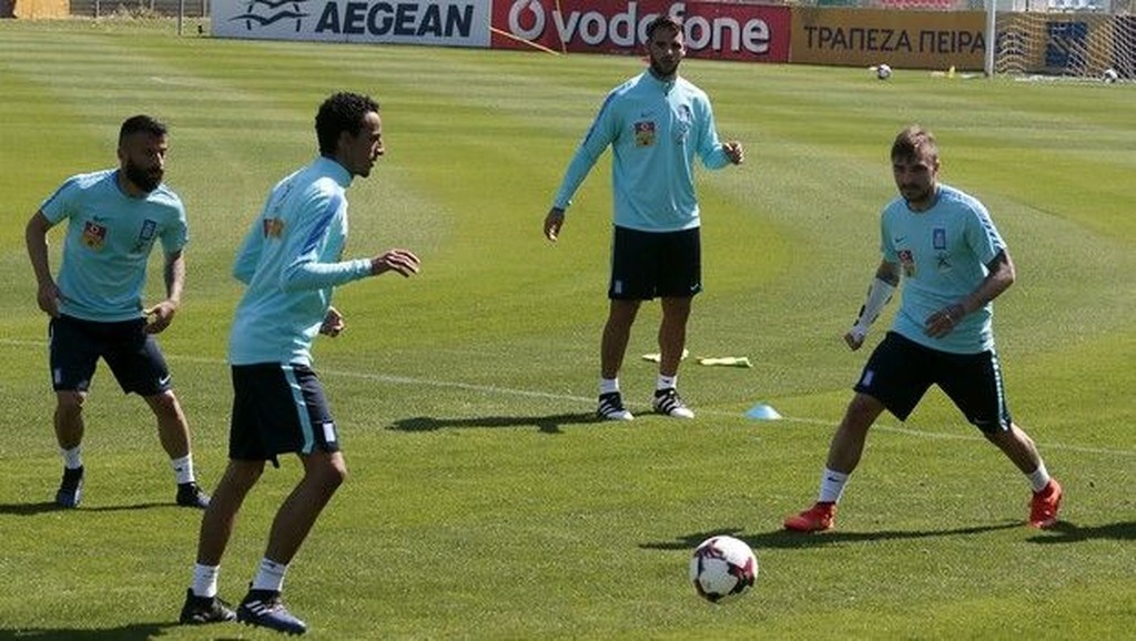 Πρώτη για Ζέκα με γαλανόλευκη, ατομικό οι Μανωλάς, Μήτρογλου