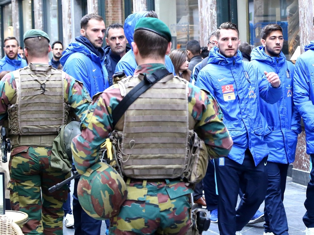 Οι Έλληνες δείχνουν… το δρόμο για το Μουντιάλ! (photos)