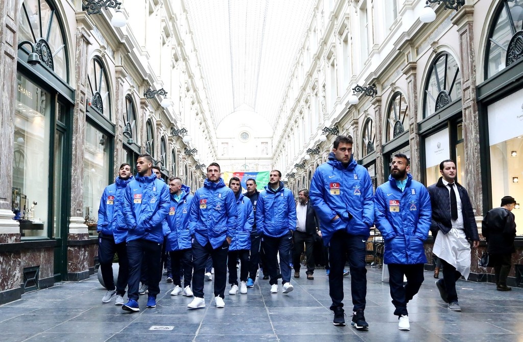 Οι Έλληνες δείχνουν… το δρόμο για το Μουντιάλ! (photos)