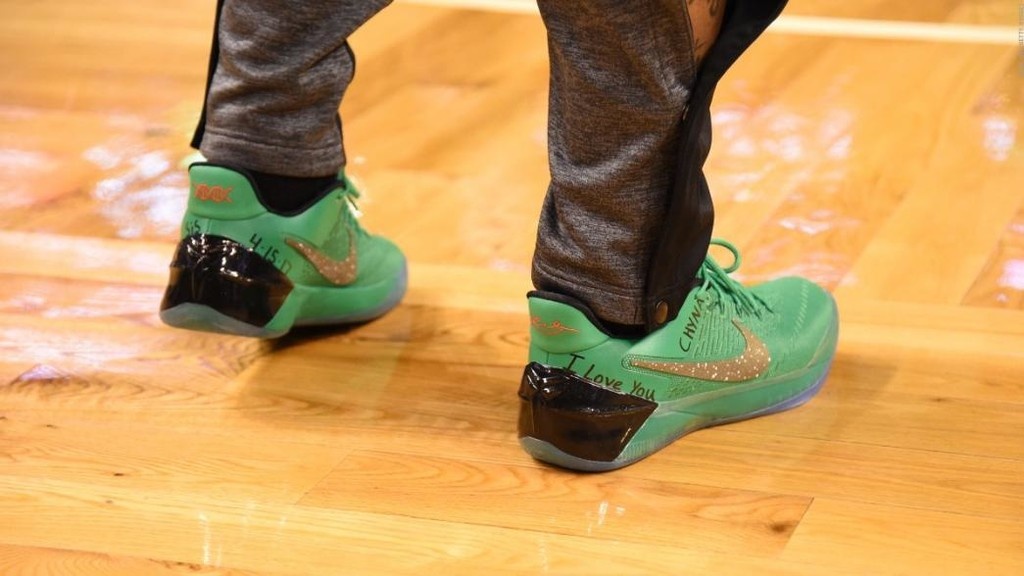 Η αφιέρωση του Τόμας στην μνήμη της αδερφής του