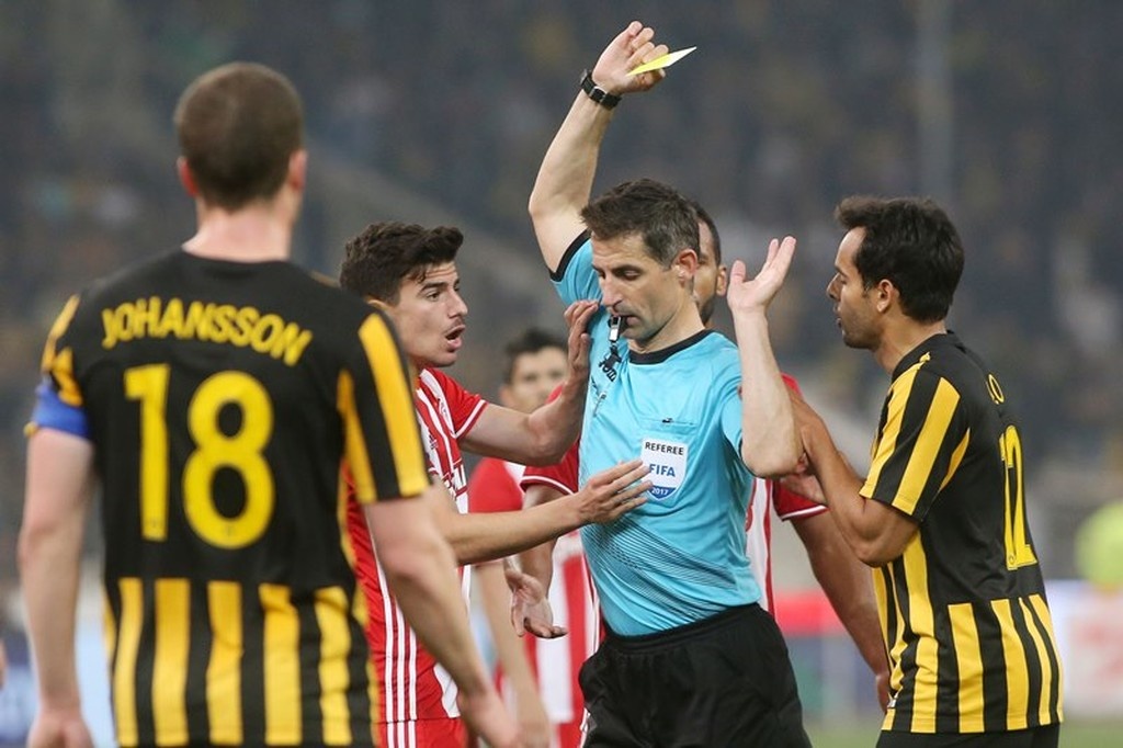 ΑΕΚ-Ολυμπιακός: Καρέ-καρέ οι εντάσεις του ΟΑΚΑ!