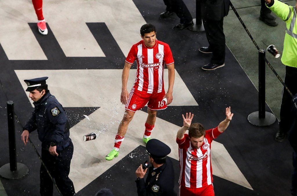 ΑΕΚ - Ολυμπιακός: Έγινε… Ριβάλντο ο Μάριν