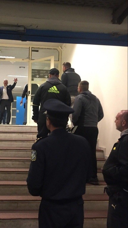 Ολυμπιακός: Η φωτογραφία από τα αποδυτήρια του ΟΑΚΑ με χούλιγκανς!