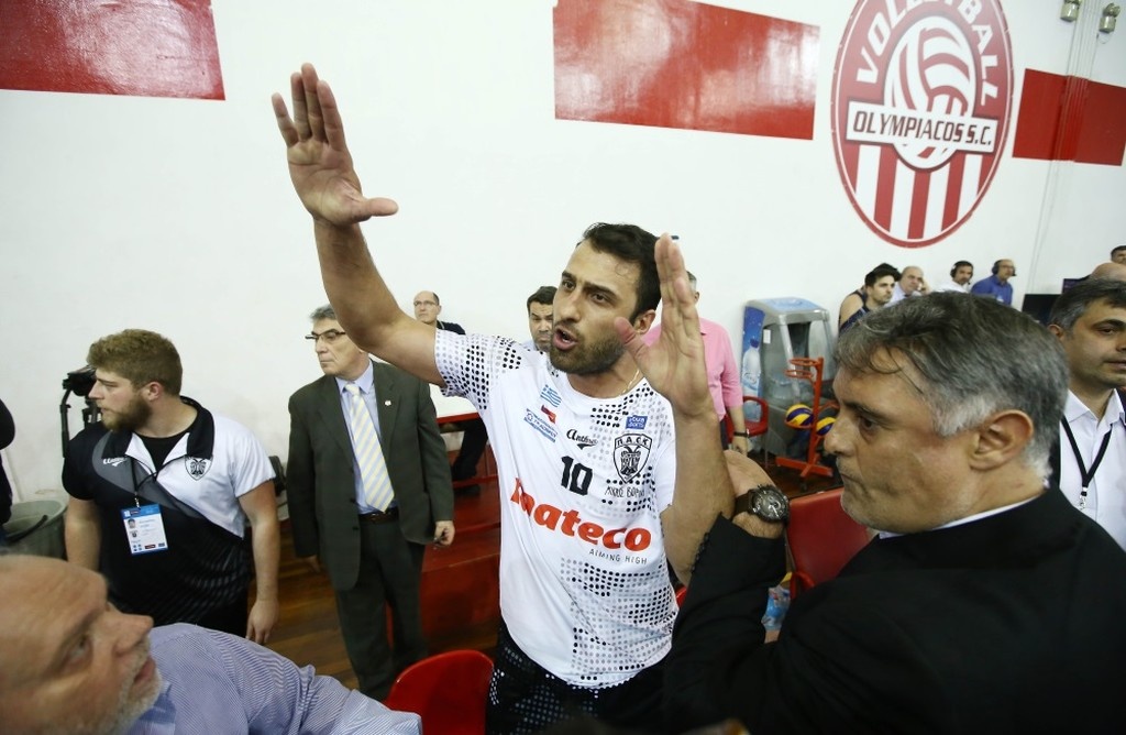 Ολυμπιακός-ΠΑΟΚ: Έτσι «αρπάχτηκαν» Αγκάμεζ-Ανδρεάδης