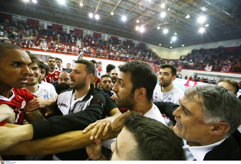 Ολυμπιακός-ΠΑΟΚ: Έτσι «αρπάχτηκαν» Αγκάμεζ-Ανδρεάδης