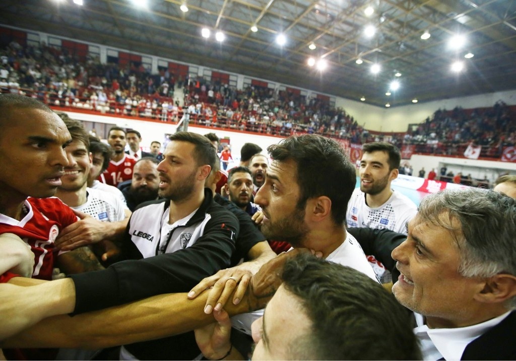 Ολυμπιακός-ΠΑΟΚ: Έτσι «αρπάχτηκαν» Αγκάμεζ-Ανδρεάδης