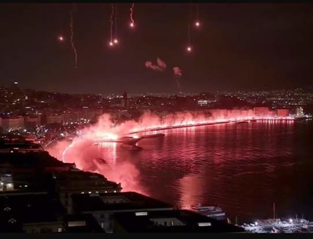 Έκαναν τη νύχτα - μέρα οπαδοί της Νάπολι για τον αδικοχαμένο Τσίρο Εσπόζιτο