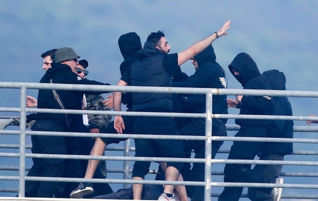 ΠΑΟΚ-ΑΕΚ: Τον έδειραν τόσο που… φώναζαν να σταματήσουν να το ξύλο!