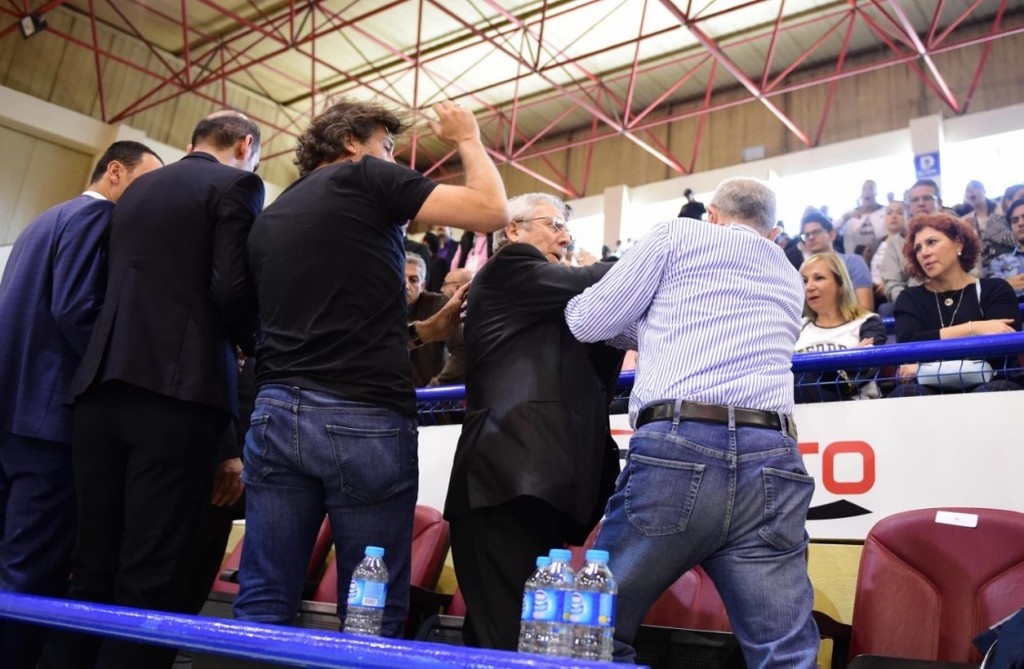 Έπαιξαν χαστούκια πρόεδροι ομάδων στην Τουρκία!