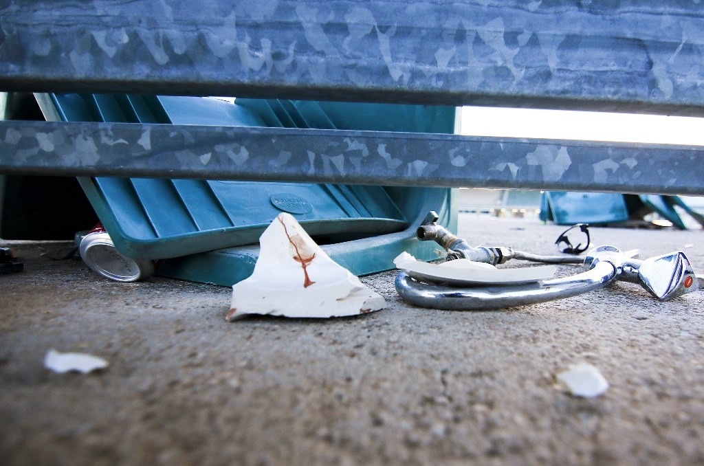 Τελικός Κυπέλλου: Σοκάρουν οι εικόνες με τα αίματα στο Πανθεσσαλικό!