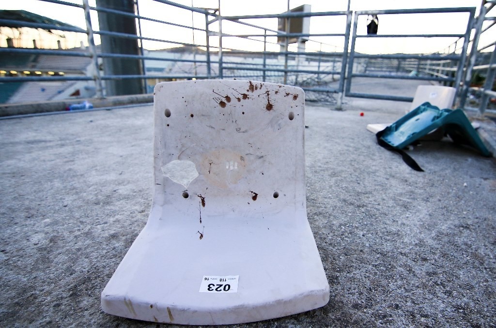 Τελικός Κυπέλλου: Σοκάρουν οι εικόνες με τα αίματα στο Πανθεσσαλικό!