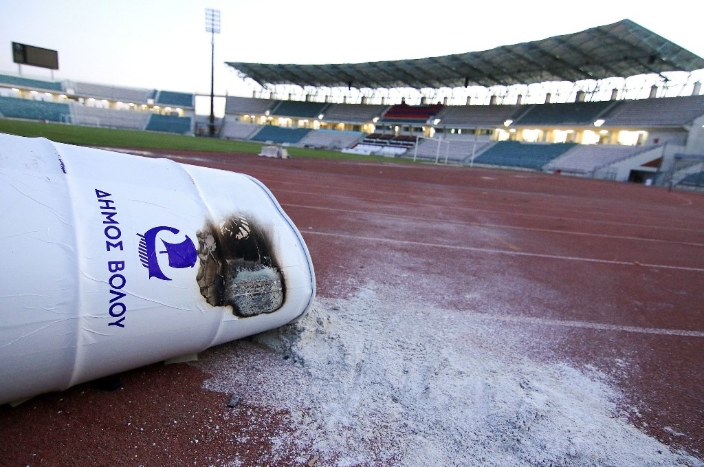 Τελικός Κυπέλλου: Σοκάρουν οι εικόνες με τα αίματα στο Πανθεσσαλικό!