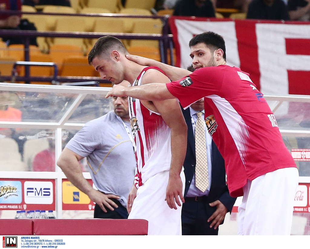 Σοκαριστική πτώση του Παπαπέτρου