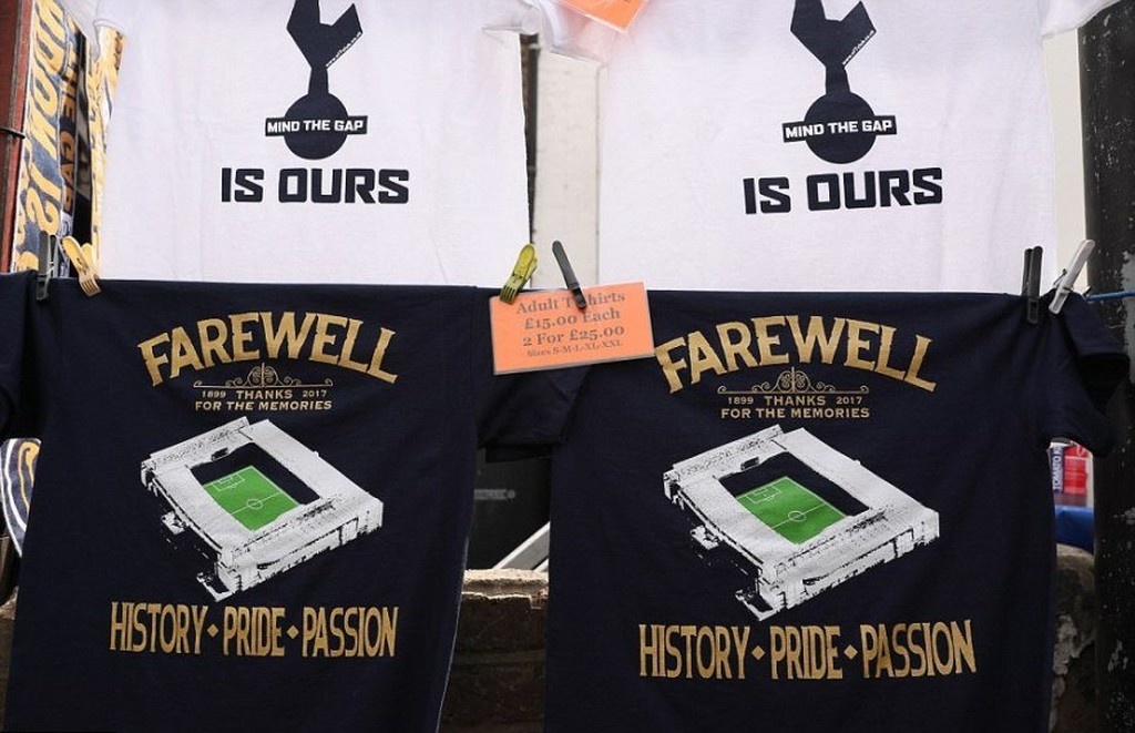 Τρομερές σκηνές: Χαμός στο «White Hart Lane» που κατεδαφίζεται μετά από 118 χρόνια