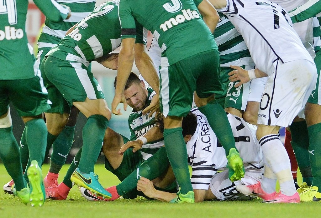 Καρέ-καρέ τα επεισόδια στο Παναθηναϊκός-ΠΑΟΚ