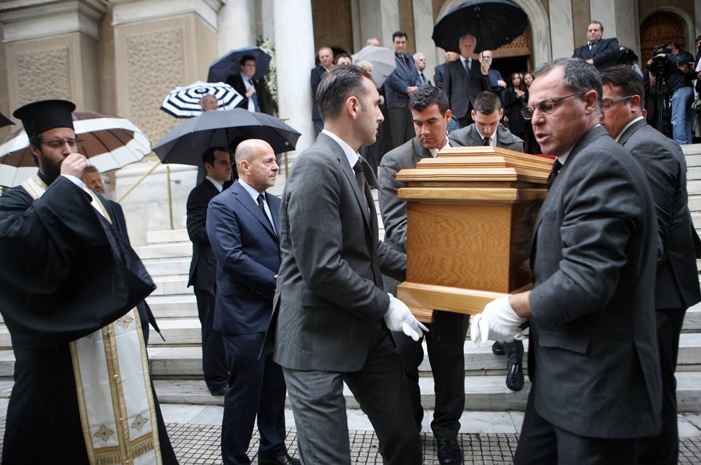 Το τελευταίο «αντίο» στον Αριστείδη Αλαφούζο (photos)