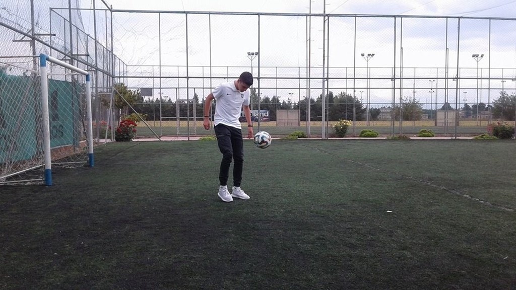 Ένα 15χρονο ελληνόπουλο στην Μπόχουμ!
