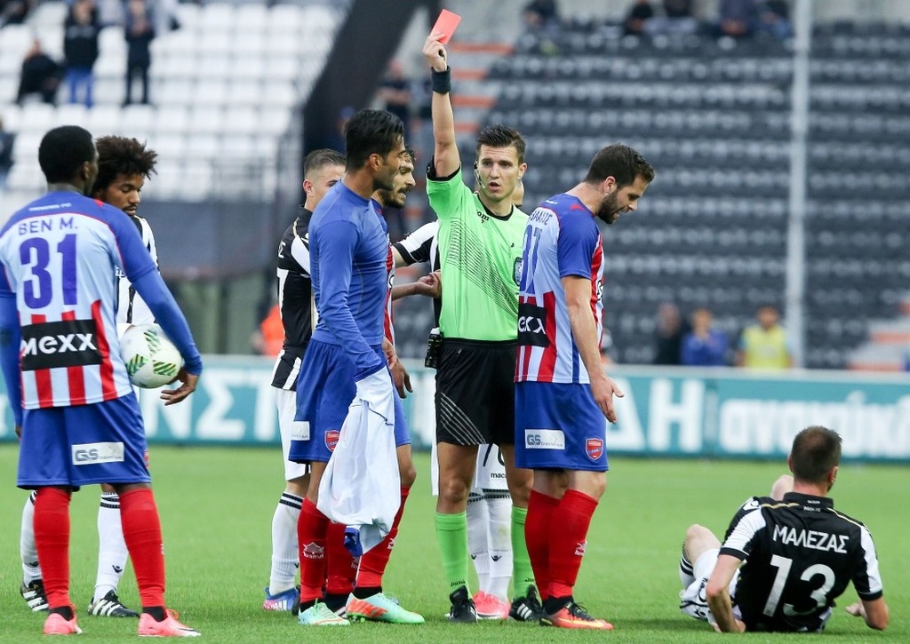 Έξαλλος ο Μασούντ - Δείτε τι έκανε στην Τούμπα