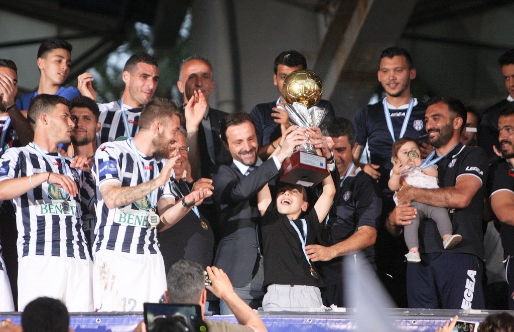 Μεθυσμένη πολιτεία η Ριζούπολη! (photos)