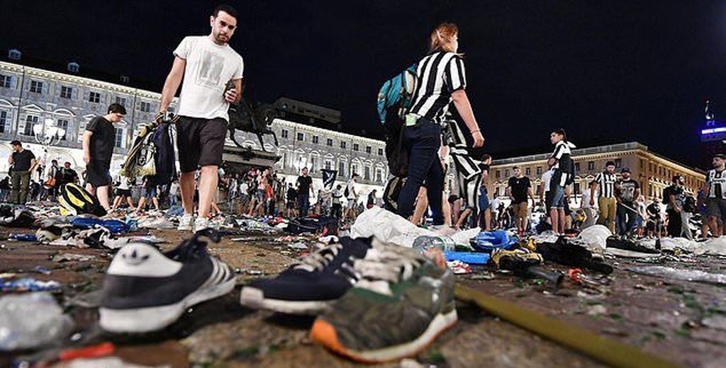 Champions League: Τρόμος στο Τορίνο! Εκατοντάδες τραυματίες κατά τη διάρκεια του τελικού!