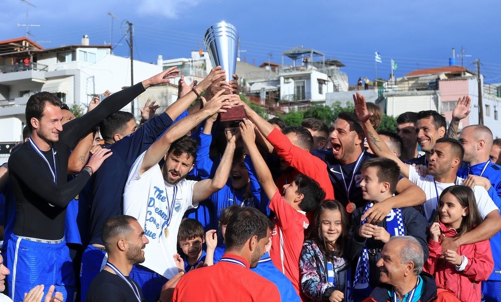 Λαμία: Στη Super League έχει ανεβεί και έχει τρελαθεί! (photos)