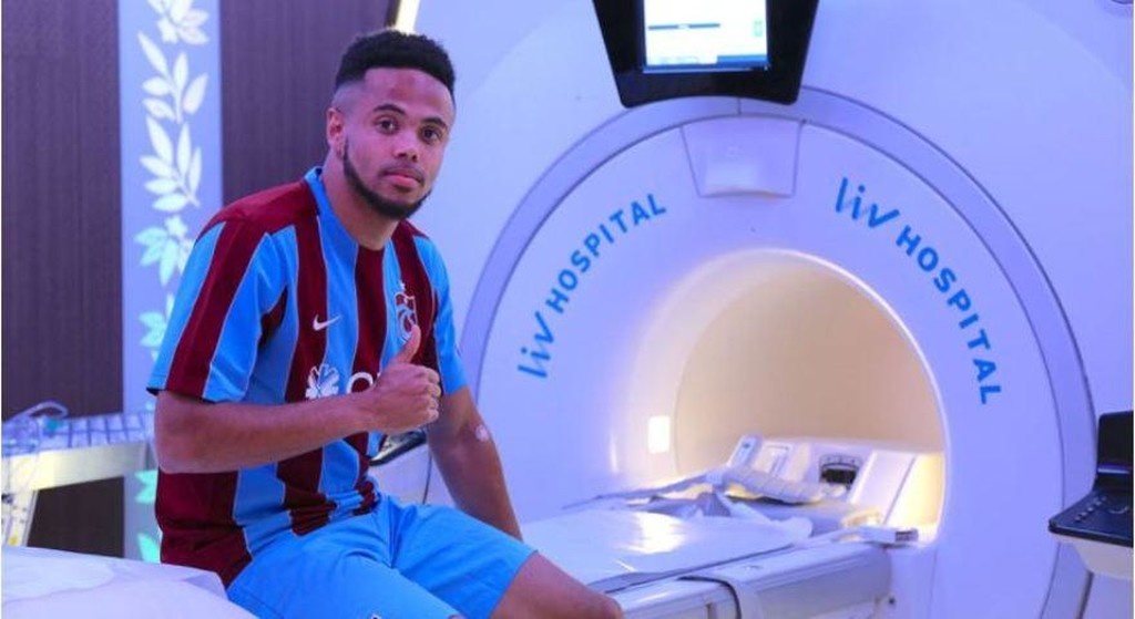 Χάθηκε ο Μπονγκοντά, πάει για άλλα ο Ολυμπιακός