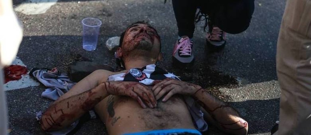 Σοκ στη Βραζιλία! Ξυλοκοπήθηκε άγρια οπαδός της Κορίνθιανς (video+photo)