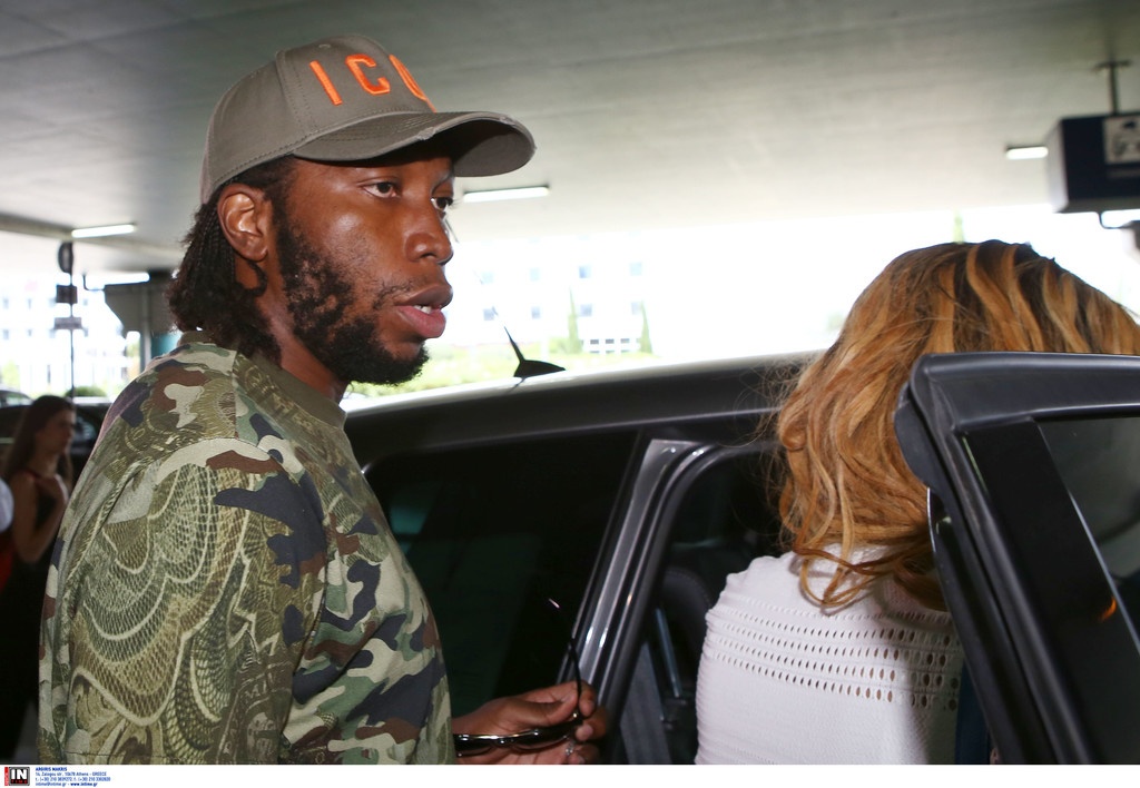 Η άφιξη του Μποκανί στο «Ελ. Βενιζέλος»