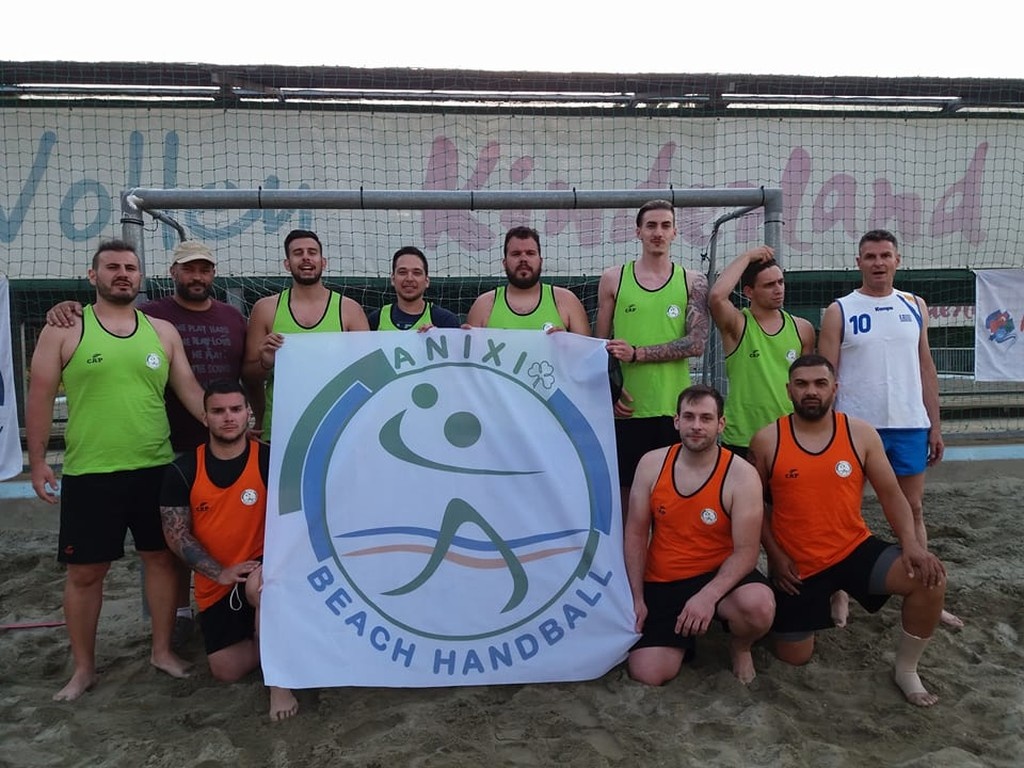 Στην Παρο χτυπά η καρδιά του Beach Handball