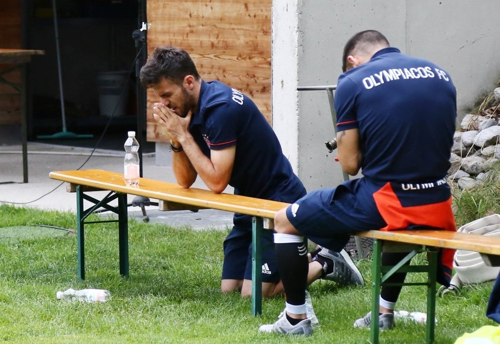 Ολυμπιακός: Καρέ-καρέ ο τραυματισμός του Ρέτσου