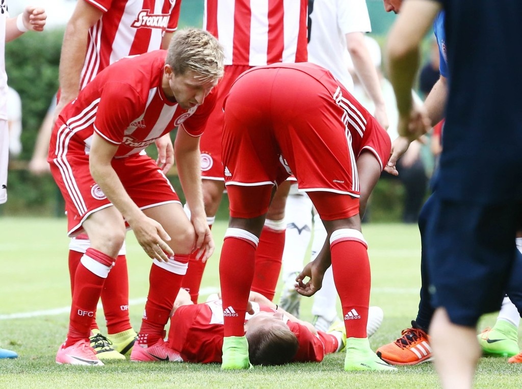 Ολυμπιακός: Καρέ-καρέ ο τραυματισμός του Ρέτσου